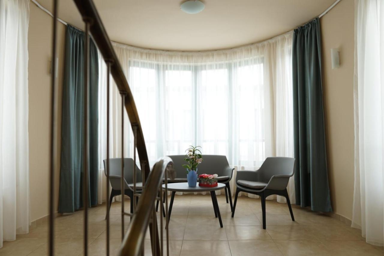 Green Villa Σίμπιου Εξωτερικό φωτογραφία